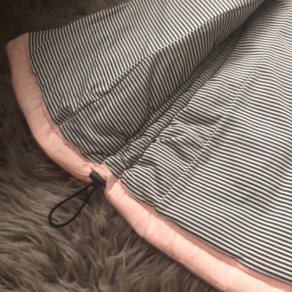 Vest - Picture 4 of 7